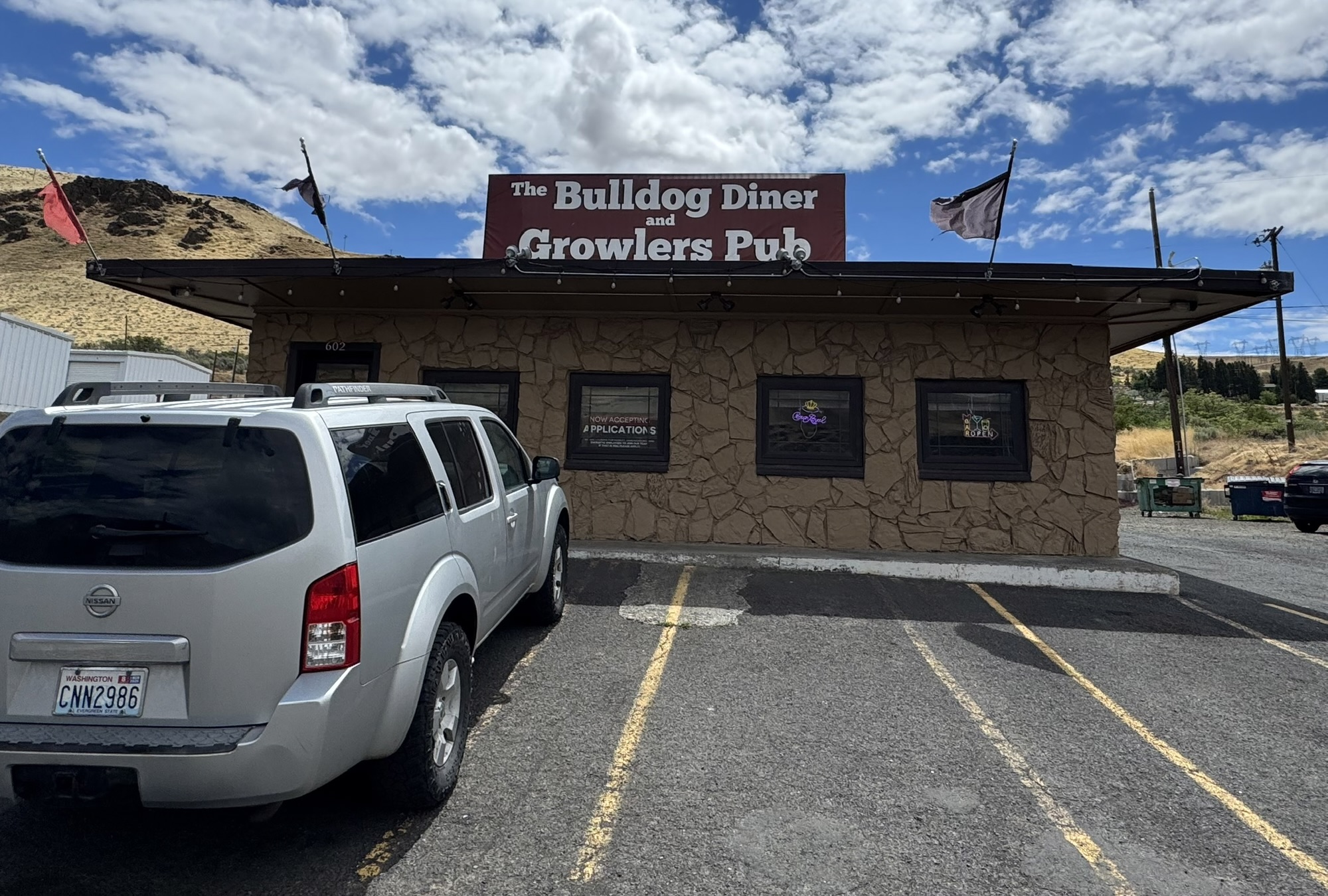 The Bulldog Diner in Rufus, OR